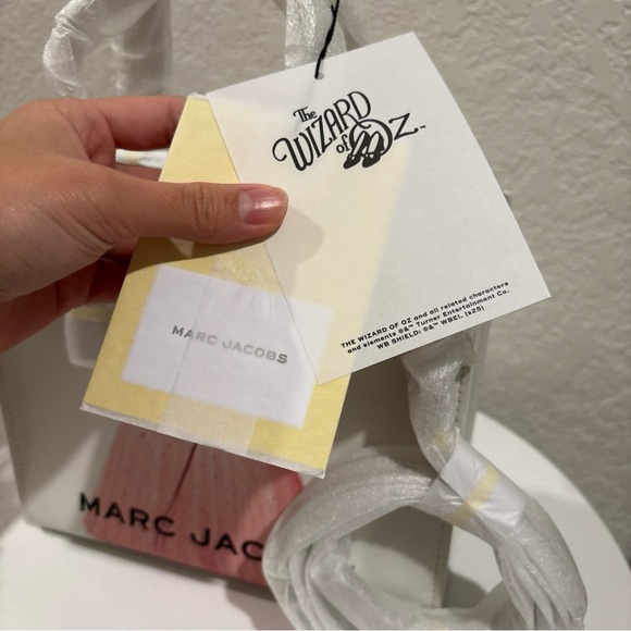 NWT Marc Jacobs x The Wizard of Oz Glinda Leather Tote, limited-edition - Picture 3 of 8